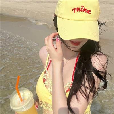女仆的露天咖啡厅